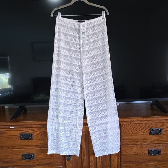 Jordan Taylor Other - Jordan Taylor White Sheer Cover Up Pants Sz Med Nwt
